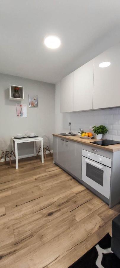 Bezagenta Mozart6 Studio Easy Access To City Wifi Varsavia Esterno foto